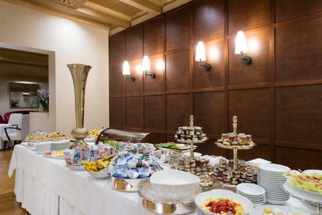 מודנה Hotel Rua Frati 48 In San Francesco מראה חיצוני תמונה
